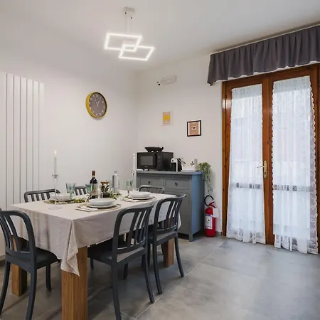 Sunflower 2 By Interhome